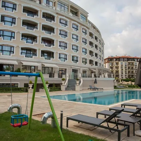 Sonia Άγιος Κωνσταντίνος και Ελένη