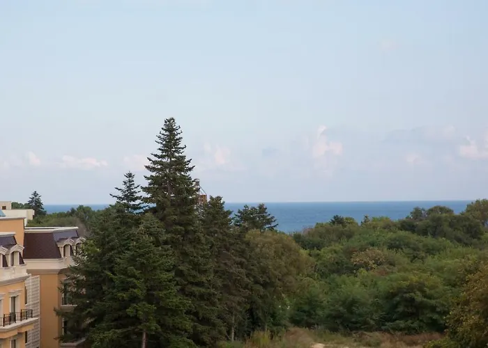 Sonia Saints Constantine and Helena